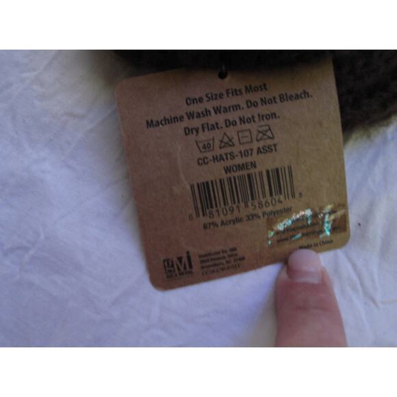 NEW Clear Creek Winter Knit Hat Beanie Tuk Dark Brown Woven Cute Adult Stretch! - Picture 2 of 3